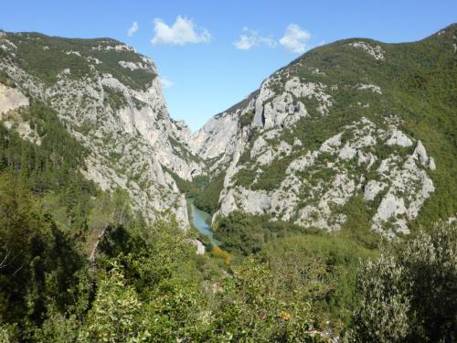 Tour in ebike gola del furlo