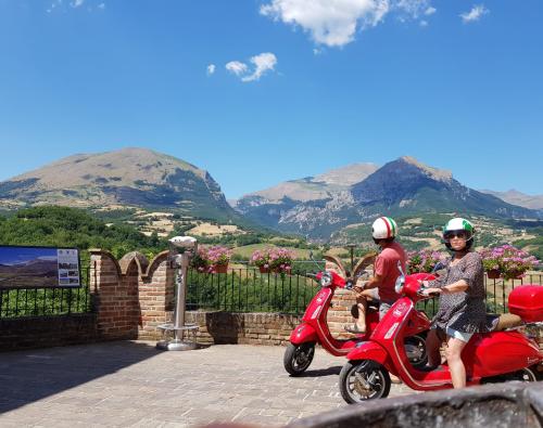 Tour in Vespa Marche