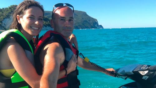 Moto D'acqua Conero Ancona Marina Dorica esperienza mare adriatico velocità solcare brivido porto pontile paesaggio costa riviera