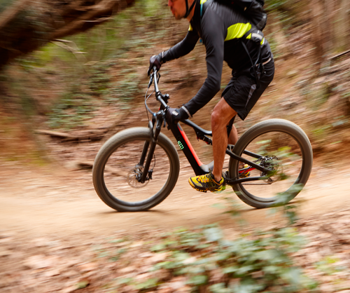 Mountain Bike conero riviera ancona numana sirolo sterrato passeggiata belle paesaggio spiaggia mare 